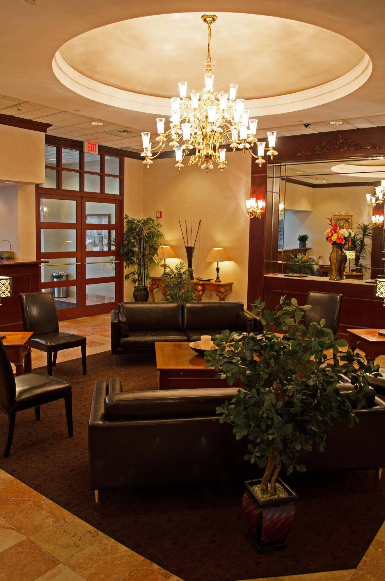 Clarion Hotel & Suites University-Shippensburg Exteriér fotografie