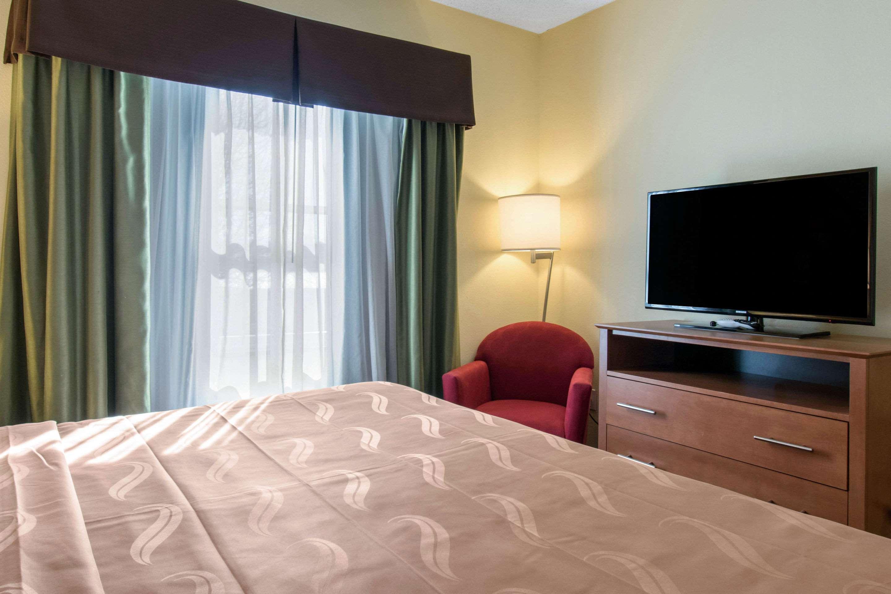 Clarion Hotel & Suites University-Shippensburg Exteriér fotografie