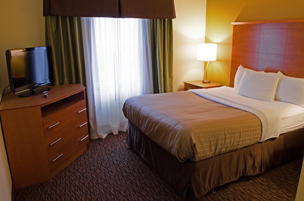 Clarion Hotel & Suites University-Shippensburg Exteriér fotografie