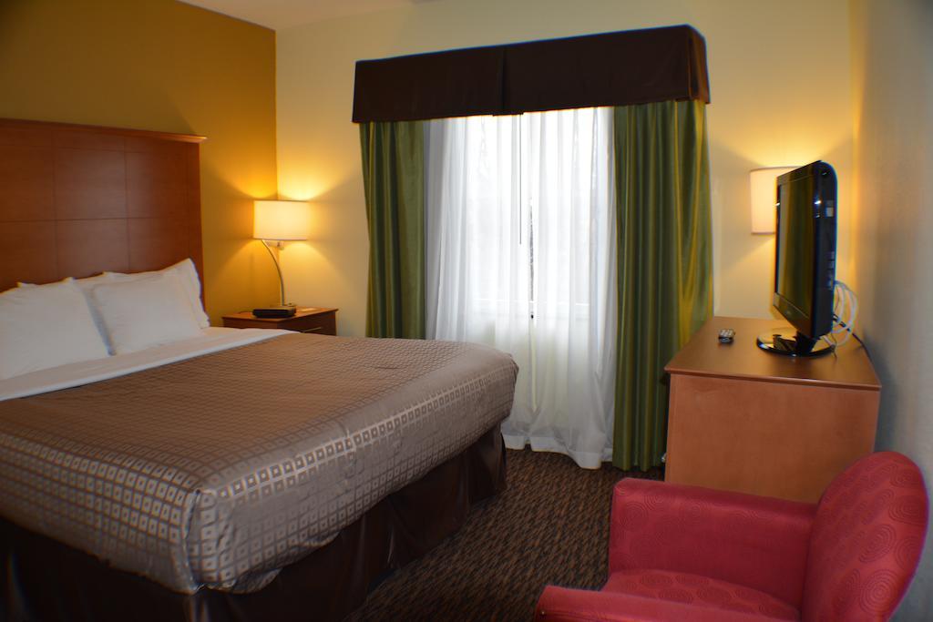 Clarion Hotel & Suites University-Shippensburg Exteriér fotografie